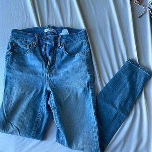 Good American skinny crop jeans